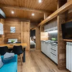 Bijoux Des Alpes - Mont Blanc Village Kompleks wypoczynkowy 3*