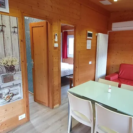 Bijoux Des Alpes - Mont Blanc Village 3* La Salle