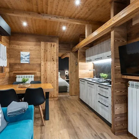 Bijoux Des Alpes - Mont Blanc Village 홀리데이파크 3*