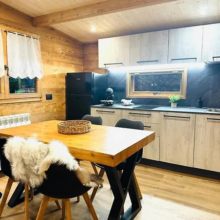 홀리데이파크 Bijoux Des Alpes - Mont Blanc Village 라살