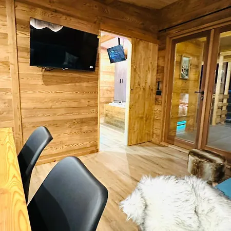 Bijoux Des Alpes - Mont Blanc Village 3*