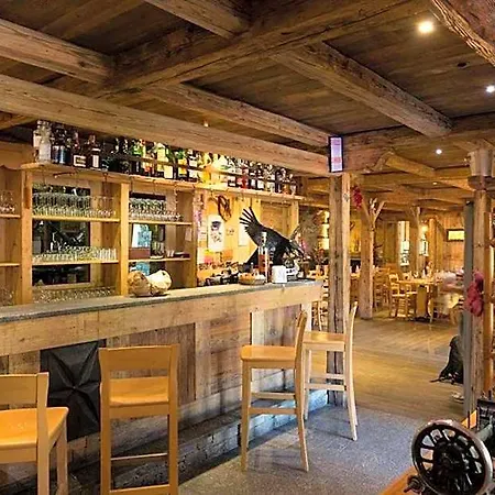 Bijoux Des Alpes - Mont Blanc Village